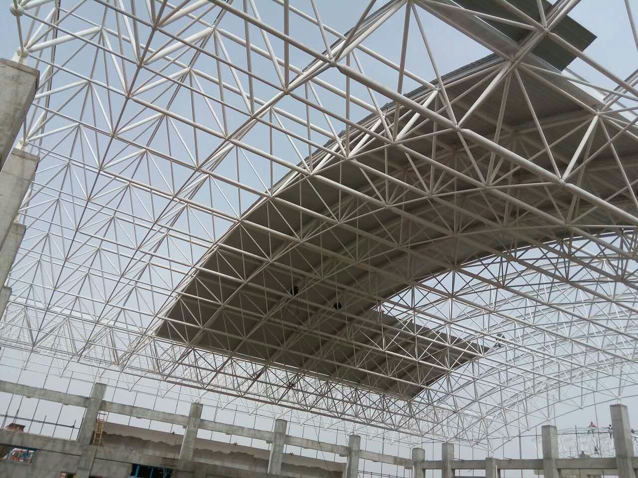 阿尔山一汽网架